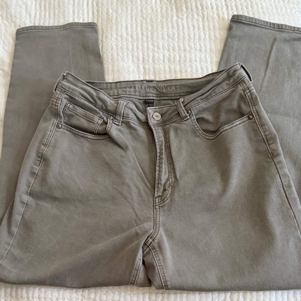 American Eagle Outfitters Women's High Rise Gray Jeans